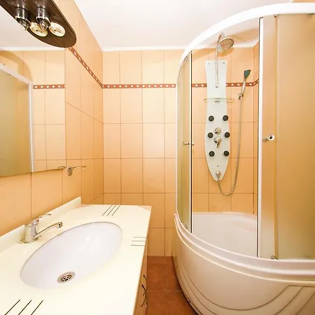 Apartment Dream 64 *